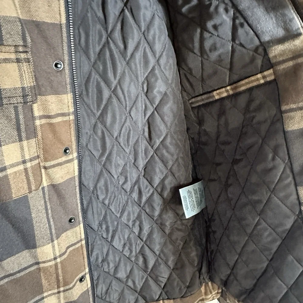 Levi's Quilted Lined Snap Flannel Shacket Adult Small Brown Beige‎ Plaid Jacket